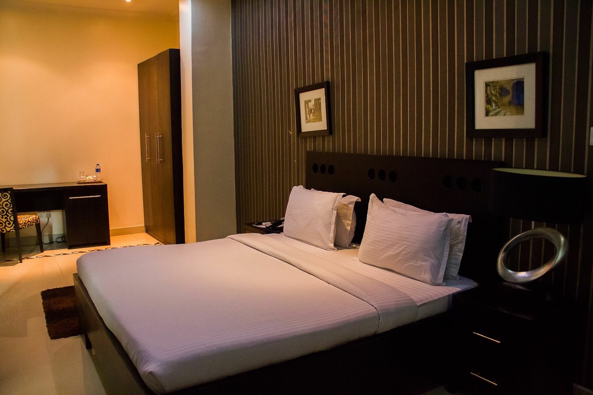 Villa Angelia Boutique Hotel Ikoyi Exterior photo