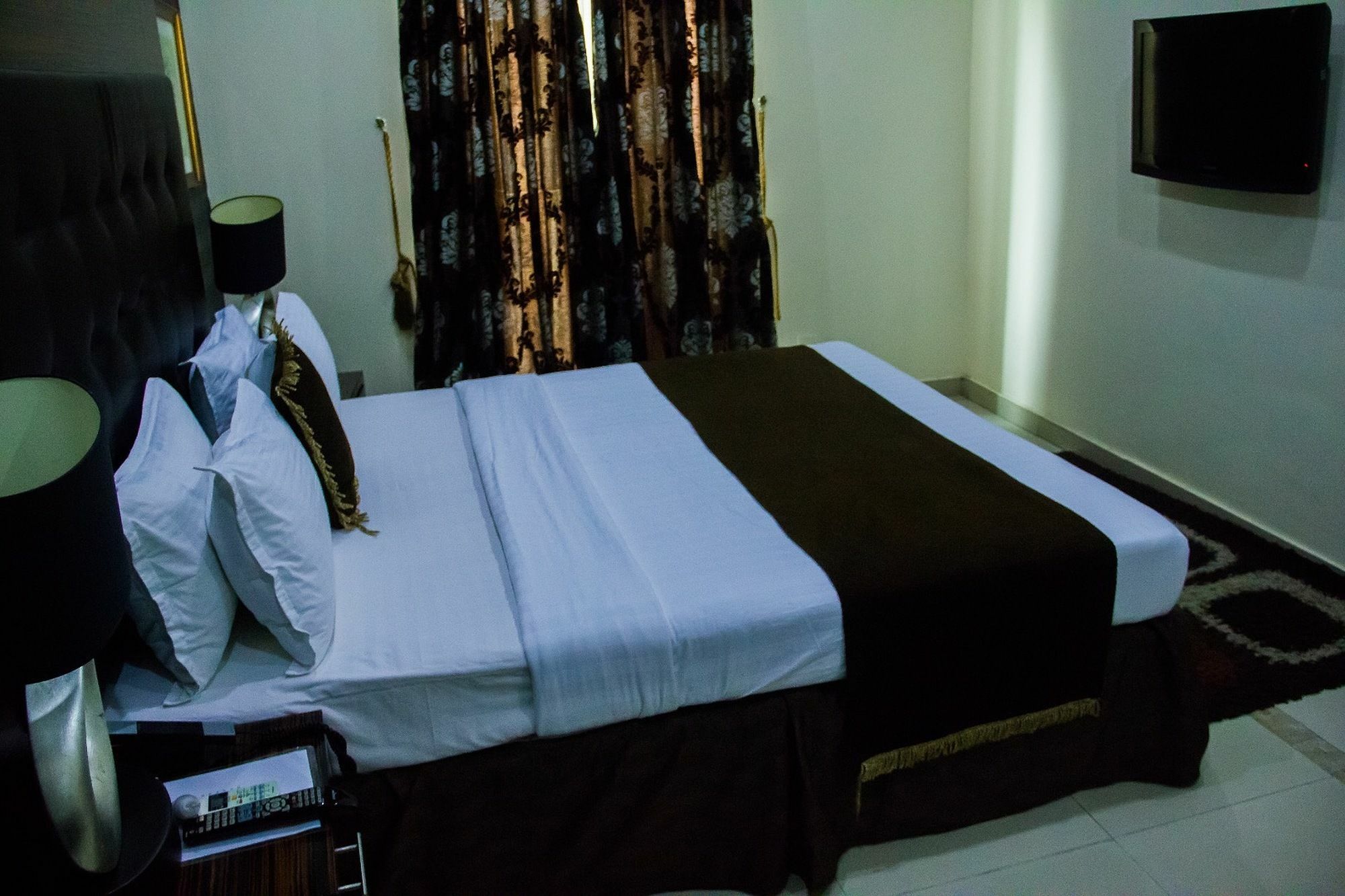 Villa Angelia Boutique Hotel Ikoyi Exterior photo